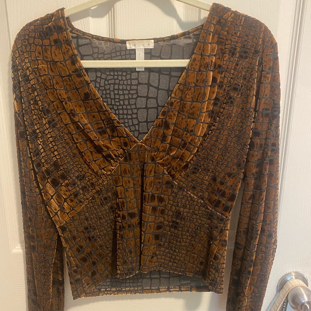 Long sleeve top